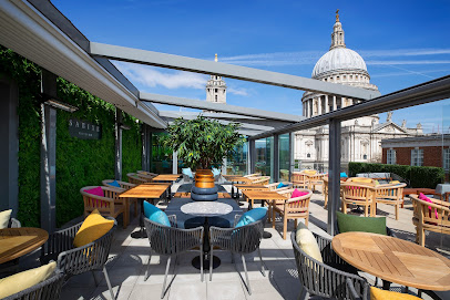 Sabine Rooftop Bar